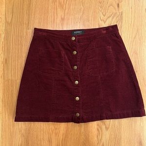 Audrey 3+1; corduroy skirt